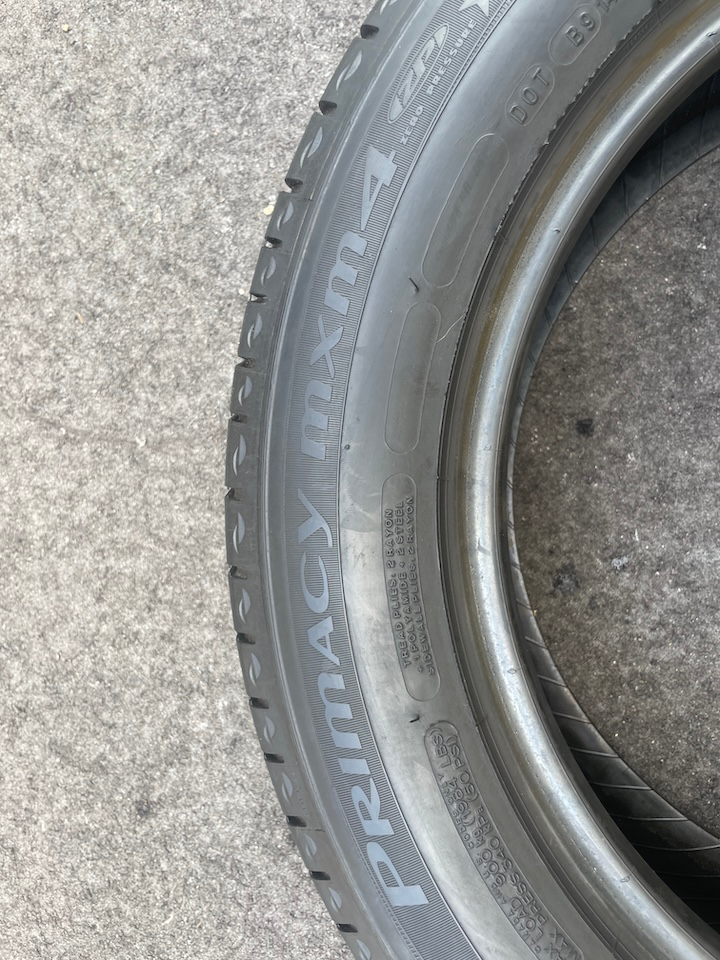 225/60/R18 Michelin - Image 3