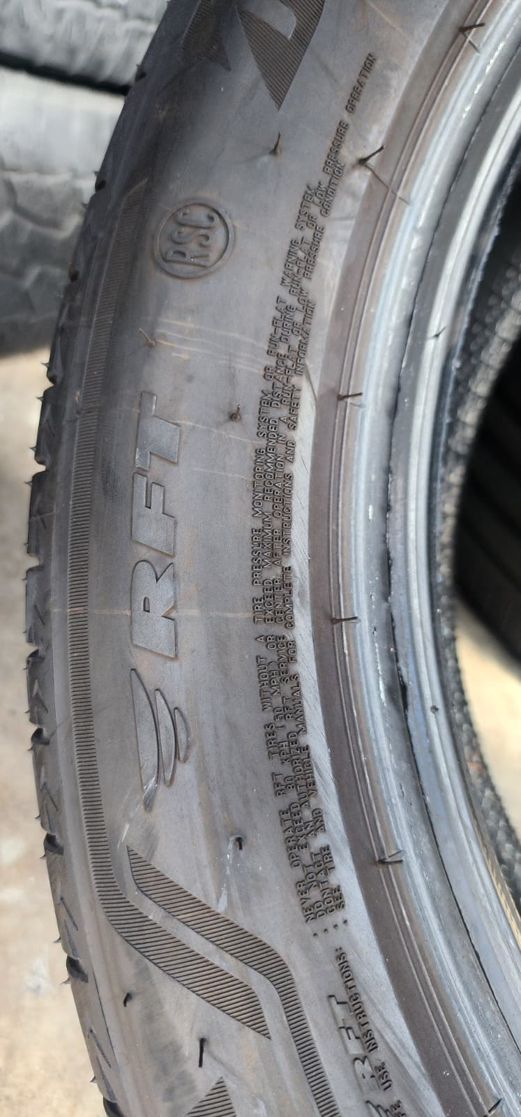 245/50/R19 Bridgestone Alenza - Image 4