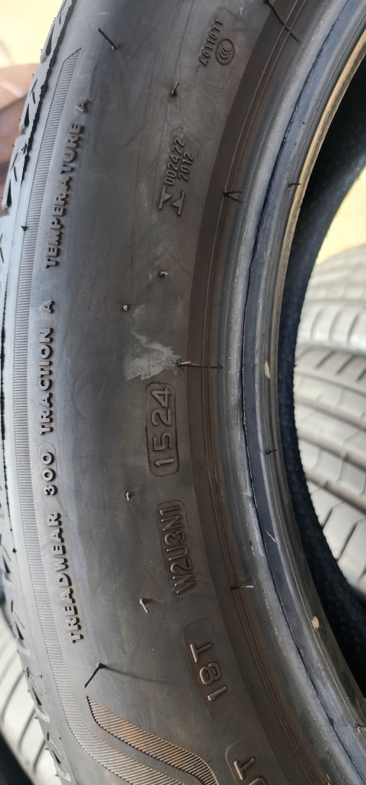 245/50/R19 Bridgestone Alenza - Image 5