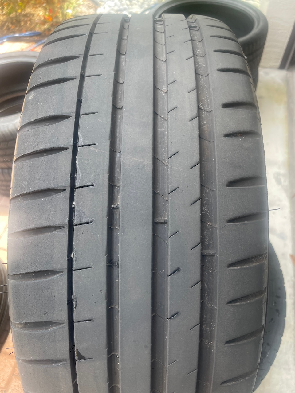 205/40/R18 Michelin Pilot Sport - Image 2