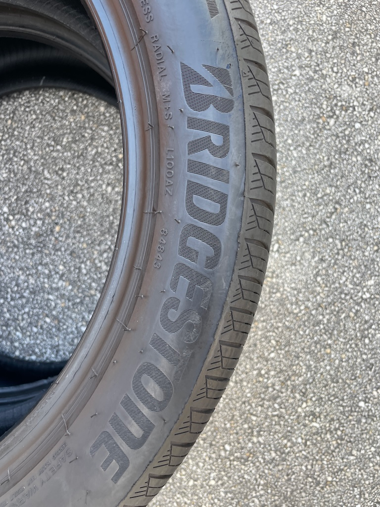 245/45/R19 Bridgestone Turanza - Image 4