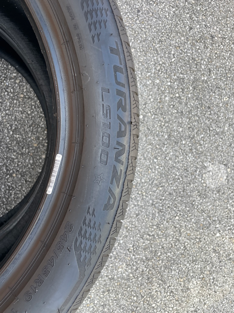245/45/R19 Bridgestone Turanza - Image 5