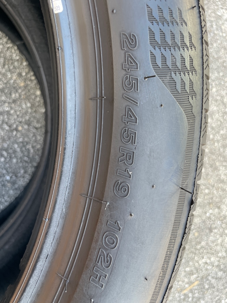 245/45/R19 Bridgestone Turanza - Image 8