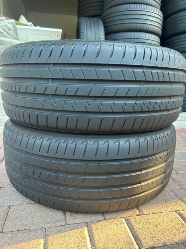 245/40/R21 Bridgestone Alenza