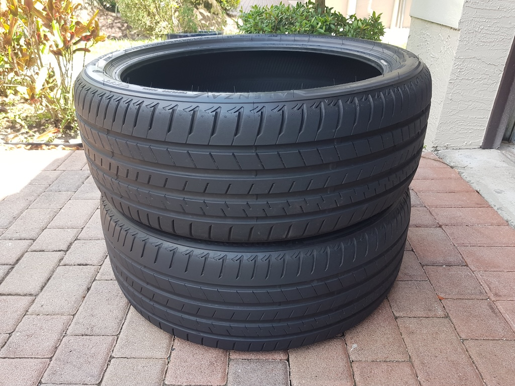 245/40/R21 Bridgestone Alenza - Image 2