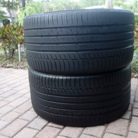 315/30/R22 Continental Premium Contact 6