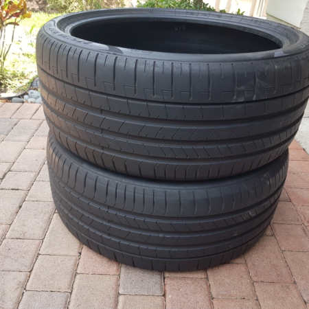 275/35/R22 Pirelli P Zero