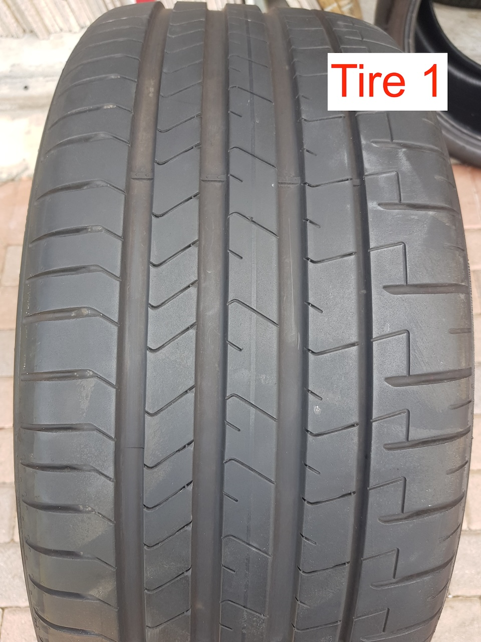275/35/R22 Pirelli P Zero - Image 2