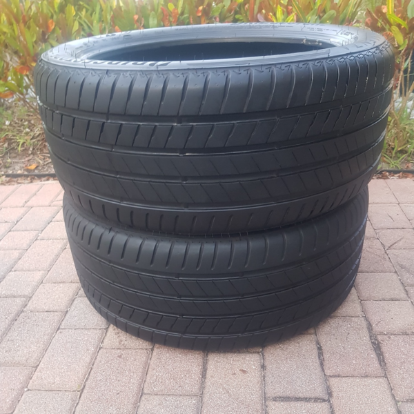 275/40/R20 Bridgestone Alenza